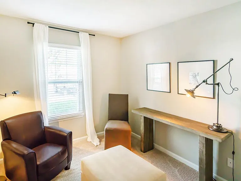 Chelsea Place — Photo 16