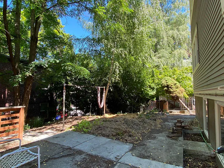 1425 SW Harrison St — Photo 13