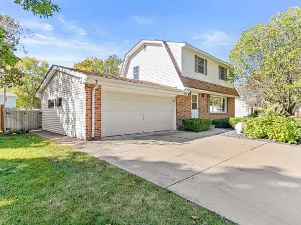 1932 Lakeaires Blvd, White Bear Lake, MN 55110