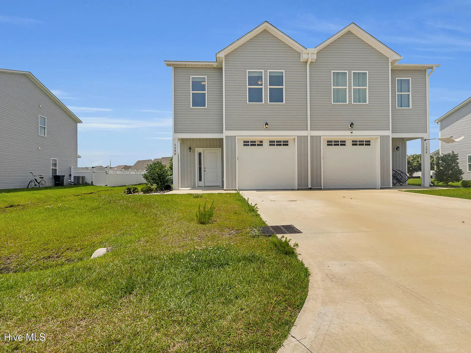 2 bed, 2.5 bath, 1430 sqft, $1,975 — Photo 1