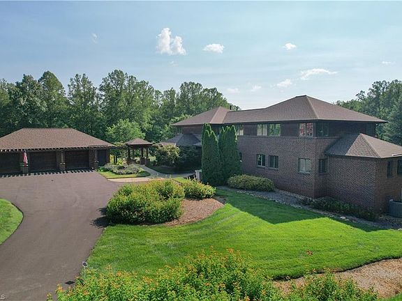 2nd image of 4680 River Bluff Farms Rd