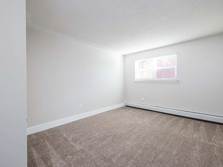 Northside Manor Apartments — Photo 16