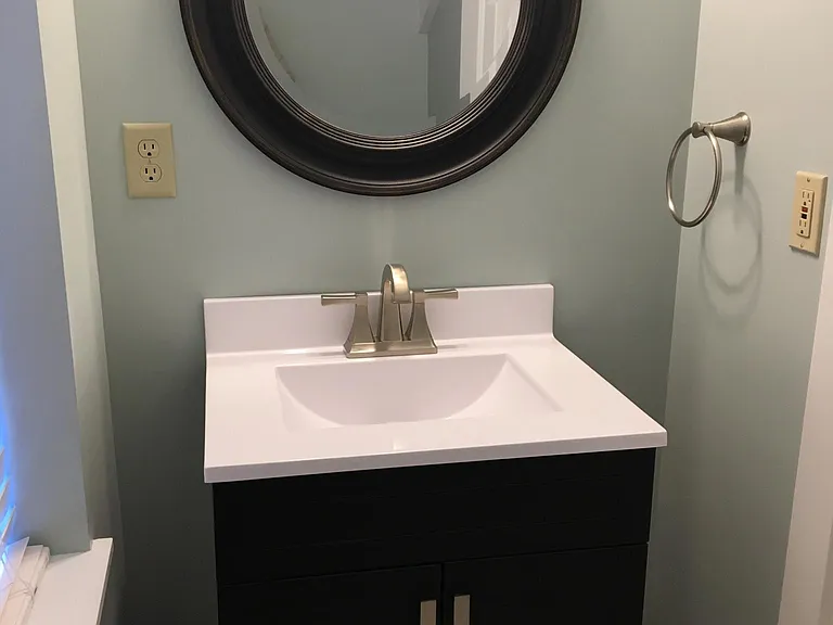 Master bathroom.