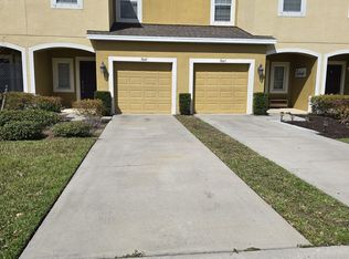 7045 Towne Lake Rd, Riverview, FL 33578