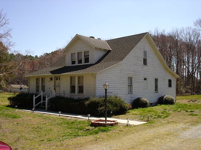2nd image of 726 Crab Neck Rd