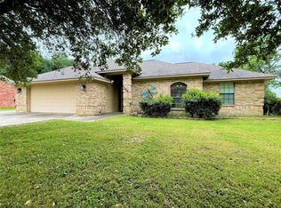 206 Romeo Rd, Teague, TX 75860