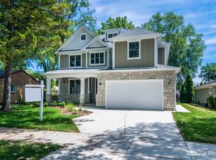 427 N Walnut St #1, Elmhurst, IL 60126