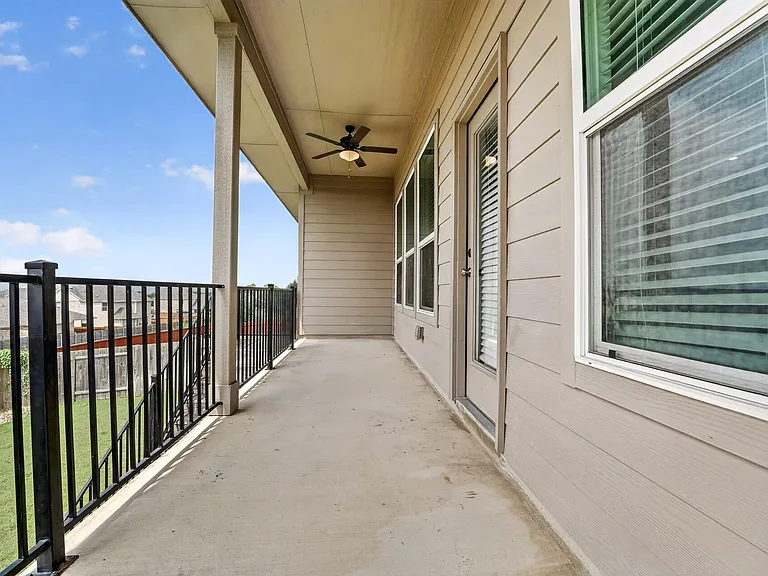 516 Panzano Dr — Photo 22