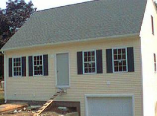 100 Laurel Ln, Shelton, CT 06484