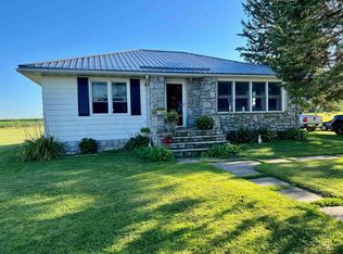 335 South St, Lamont, IA 50650