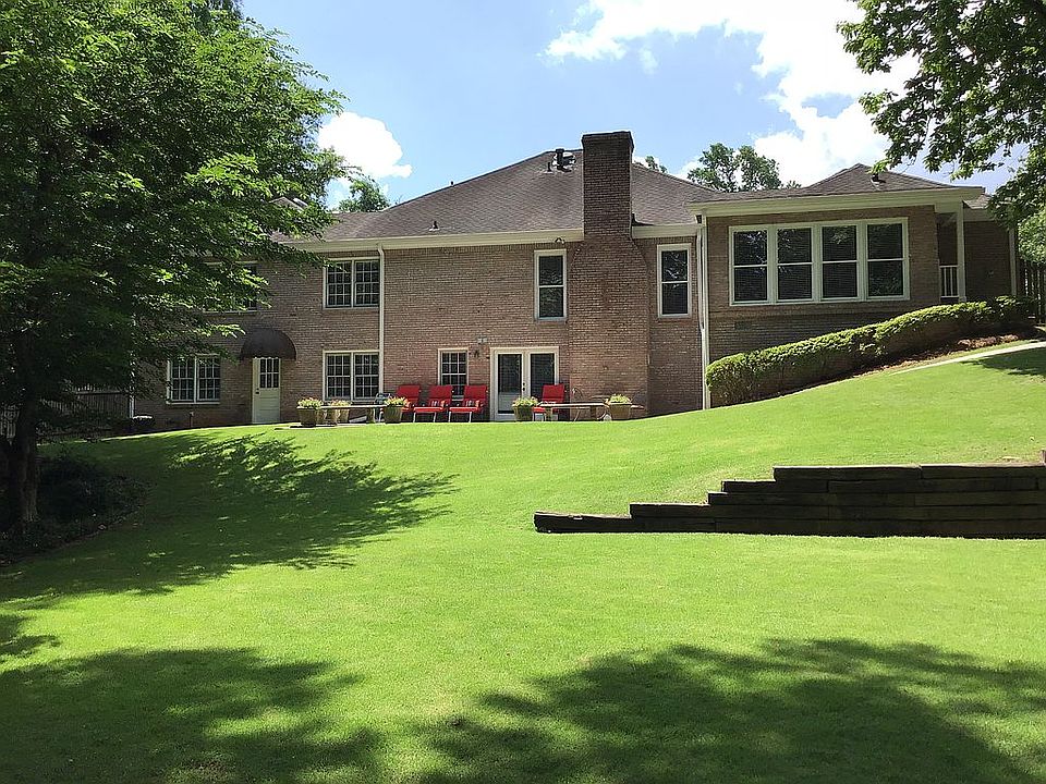 2nd image of 1746 Wilder Ct