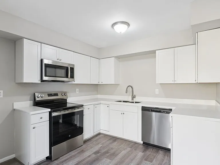 9114 Kempwood Dr #9114 — Photo 8