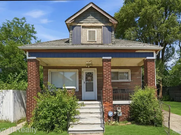 5255 Belmont St, Hamtramck, MI 48212