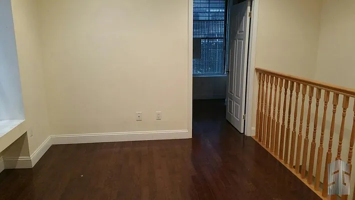 Rented by Skyline Group Real Estate | media 17