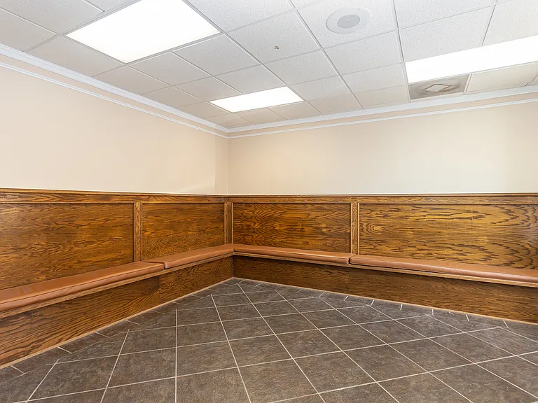 620 Quintard Ave #1 — Photo 46