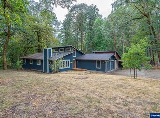 31722 McLoughlin Dr, Philomath, OR 97370