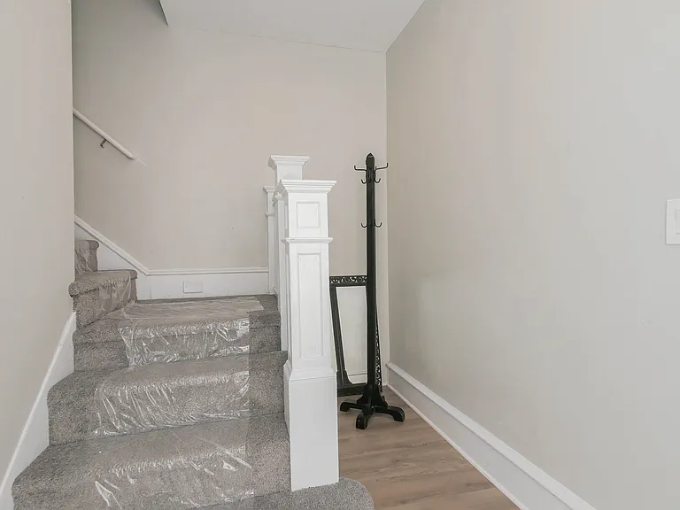 229 N Derby Ave #2 — Photo 8