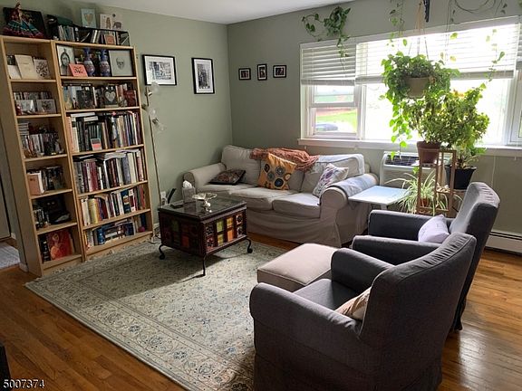 3rd image of 38-09 Dobrin Ct APT 3809A-09