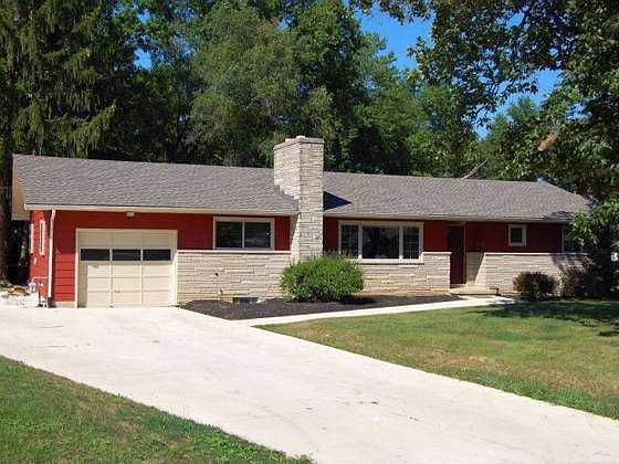 1st image of 528 Fox Ct