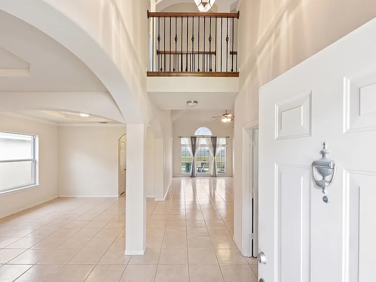 5912 Saddleridge Ct — Photo 4