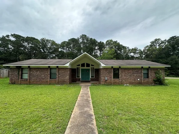 121 Lightfoot Dr, Enterprise, AL 36330