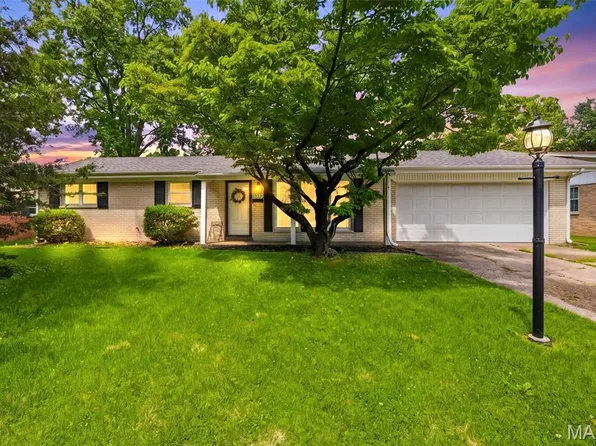513 Longview Dr, Belleville, IL 62223