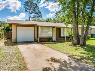 2407 S Fielder Rd, Arlington, TX 76015