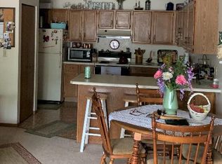703 8th St S, Brookings, SD 57006