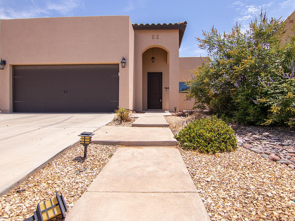 1st image of 14426 Loma Esmeralda Dr