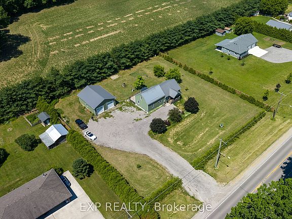 3rd image of 2073 Main St S