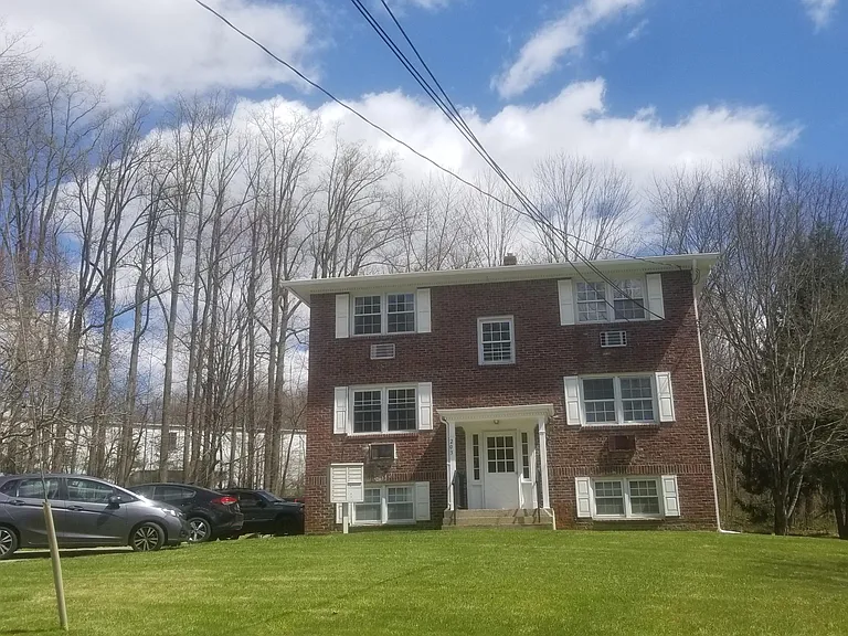 17 Old Allamuchy Rd — Photo 10
