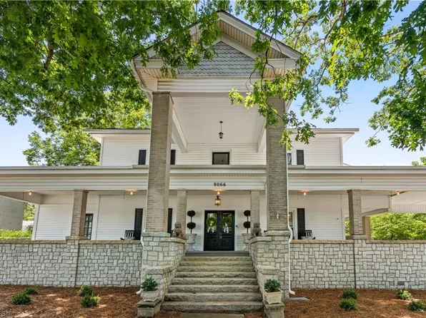 8066 Broad St, Rural Hall, NC 27045