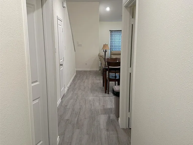16625 E Lynbrook — Photo 11