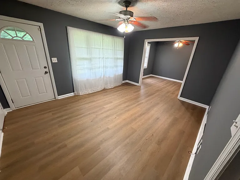 5696 Brenda Dr SW — Photo 9
