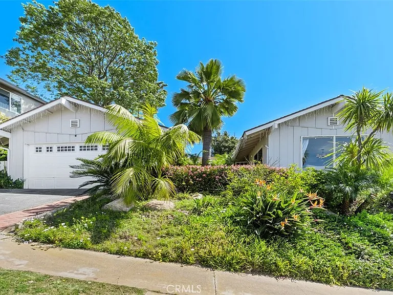 3068 Zell Dr — Photo 3