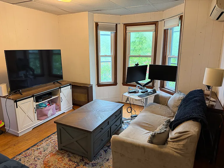 88 Concord Ave #2 — Photo 7