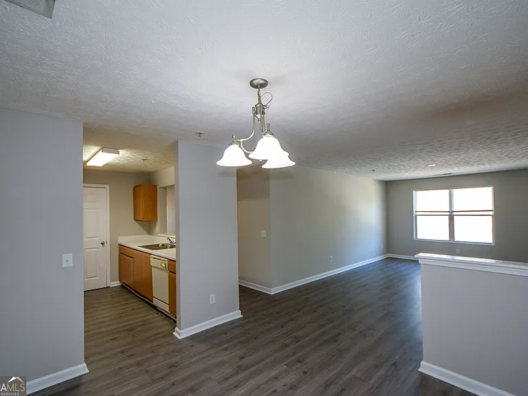 7302 Fairington Village Dr — Photo 12