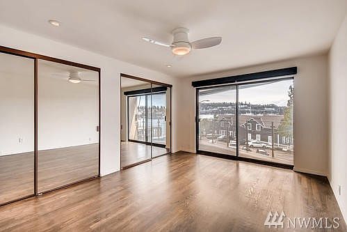 5th image of 2728 Fairview Ave E APT 304
