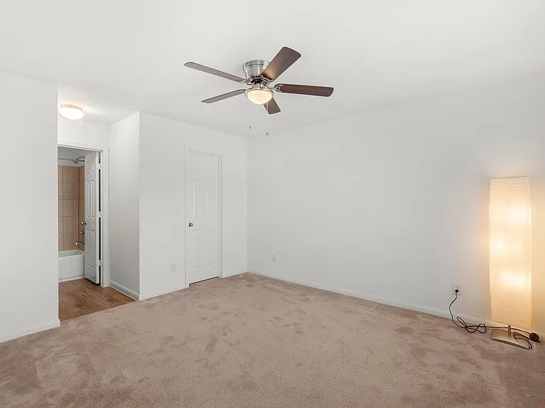 2750 Holly Hall St #1917 — Photo 25