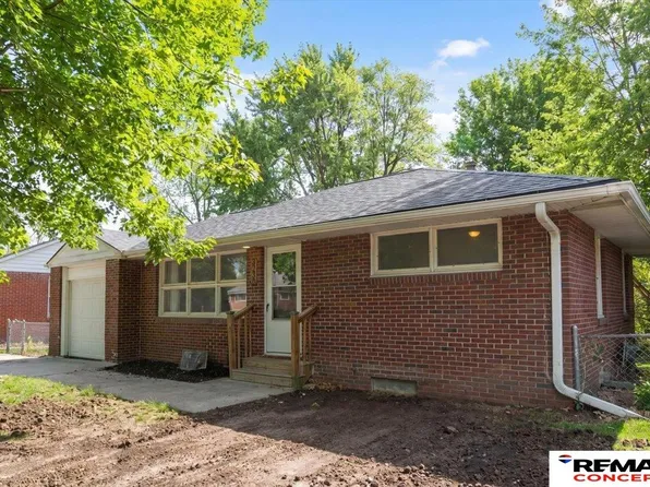 3230 N 66th St, Lincoln, NE 68507