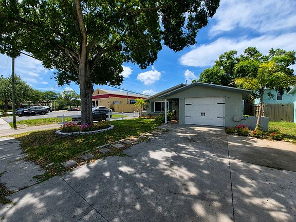 2nd image of 410 49th Ave N