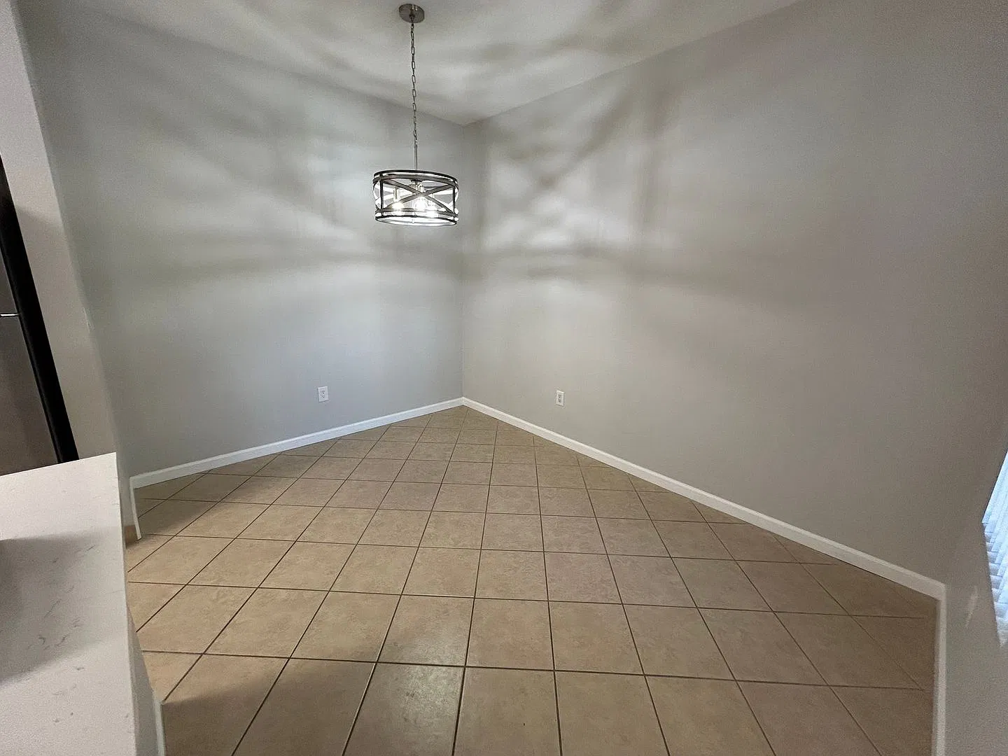 Updated 1 bedroom condo — Photo 4