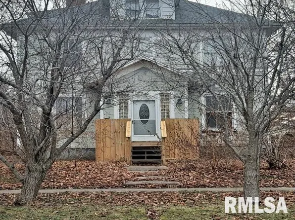 607 W Adams St, Greenview, IL 62642