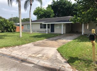 2358 Milford Cir, Sarasota, FL 34239