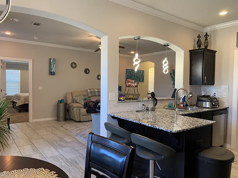 1100 Gardenia St — Photo 9