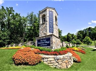 18 Warrington Round, Danbury, CT 06810