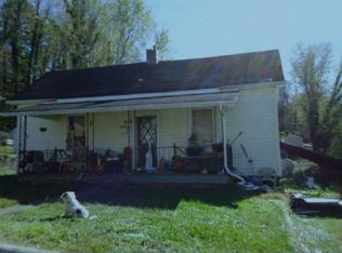 102 2nd St, Marion, NC 28752