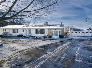 5665 Fowlerville Rd, Fowlerville, MI 48836