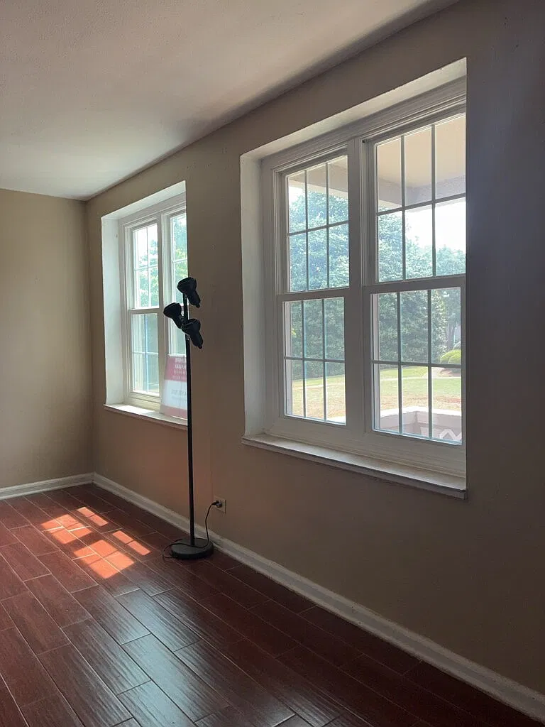 1 bed, 1.0 bath, $1,050 — Photo 4