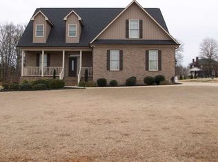 138 Ledgestone Ln, Gaffney, SC 29341